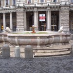 Fontanna przy Kolumnie Marka Aureliusza