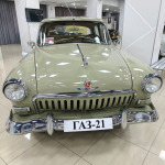 Samochód GAZ-21 w Muzeum Politechniki w Taszkencie
