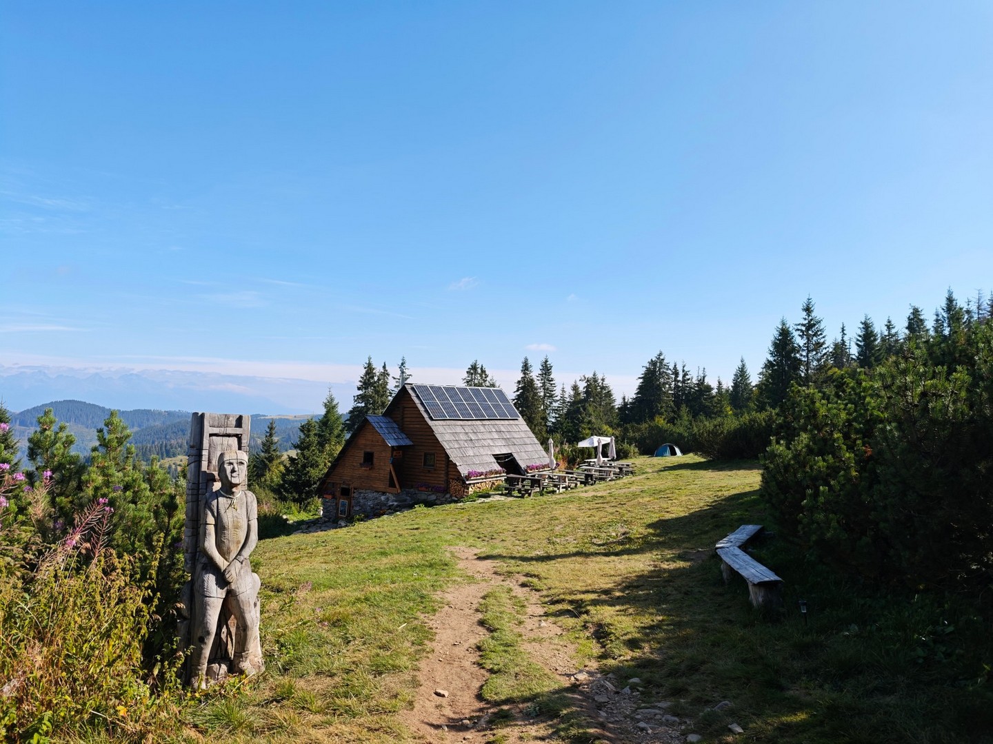 Útulňa Andrejcová na szlaku przez Niżne Tatry 